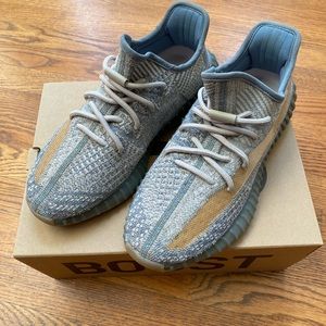 YEEZY BOOST 350 V2 Israfil Adults Size 8 with box and proof of purchase EUC